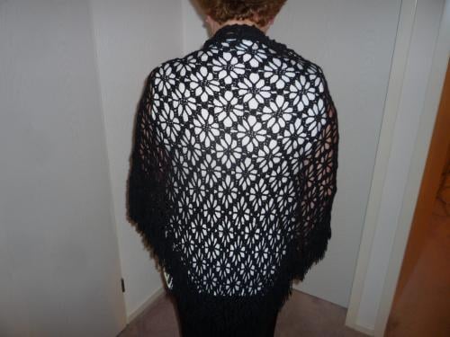 Gehaakte poncho, kleur zwart