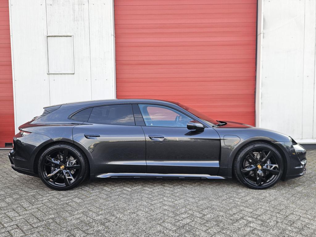 Porsche Taycan cross turismo 4 | pano | dealer onderh. | 93 kwh | rijklaar 