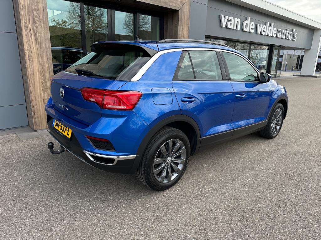 Volkswagen T-roc 1.5 tsi 150pk style | trekhaak | navi | camera | carplay |
