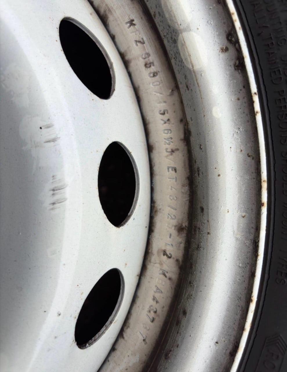 Winterbanden 195/65r15 stalen velgen