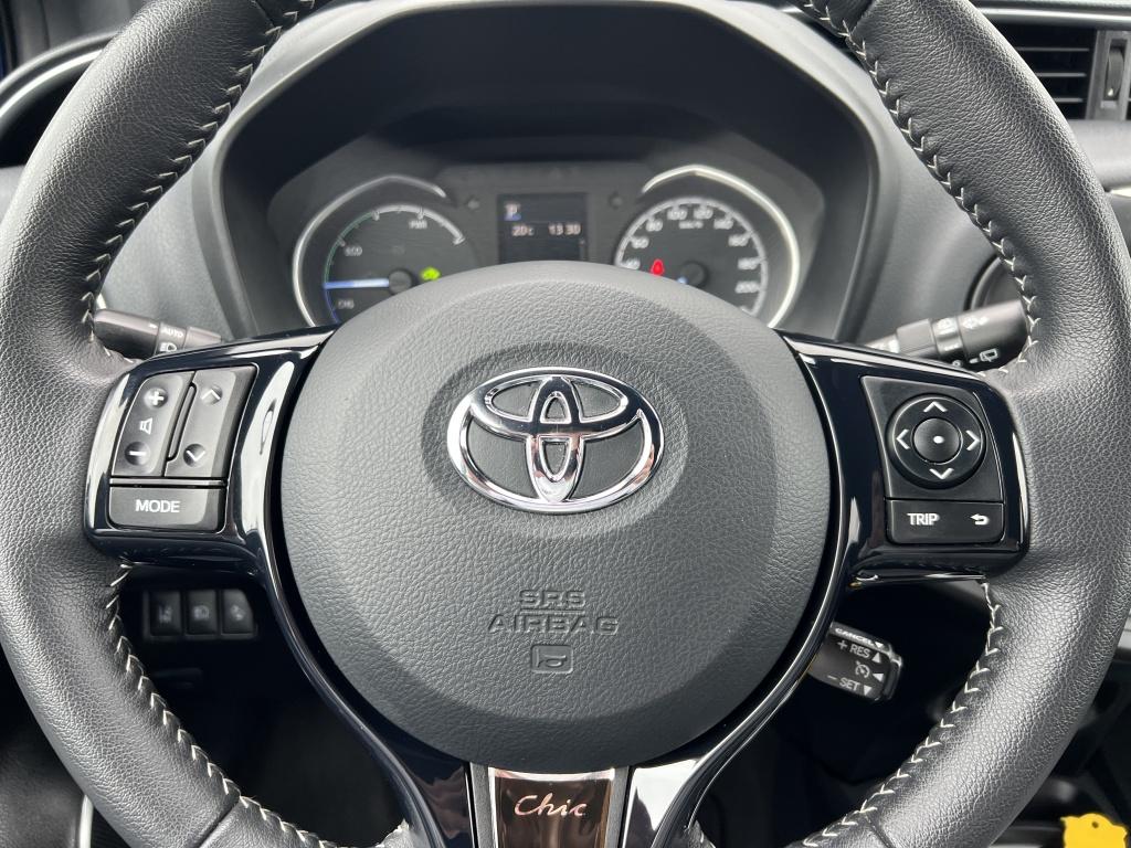 Toyota Yaris 1.5 hyb. premium | dealeronderhouden |
