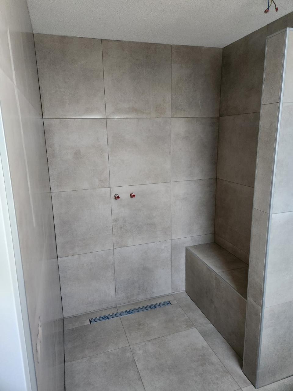 Tegelzetter nodig? Bel/app: 06 21937244 of Mail: jvbtegelzetter@gmail.com