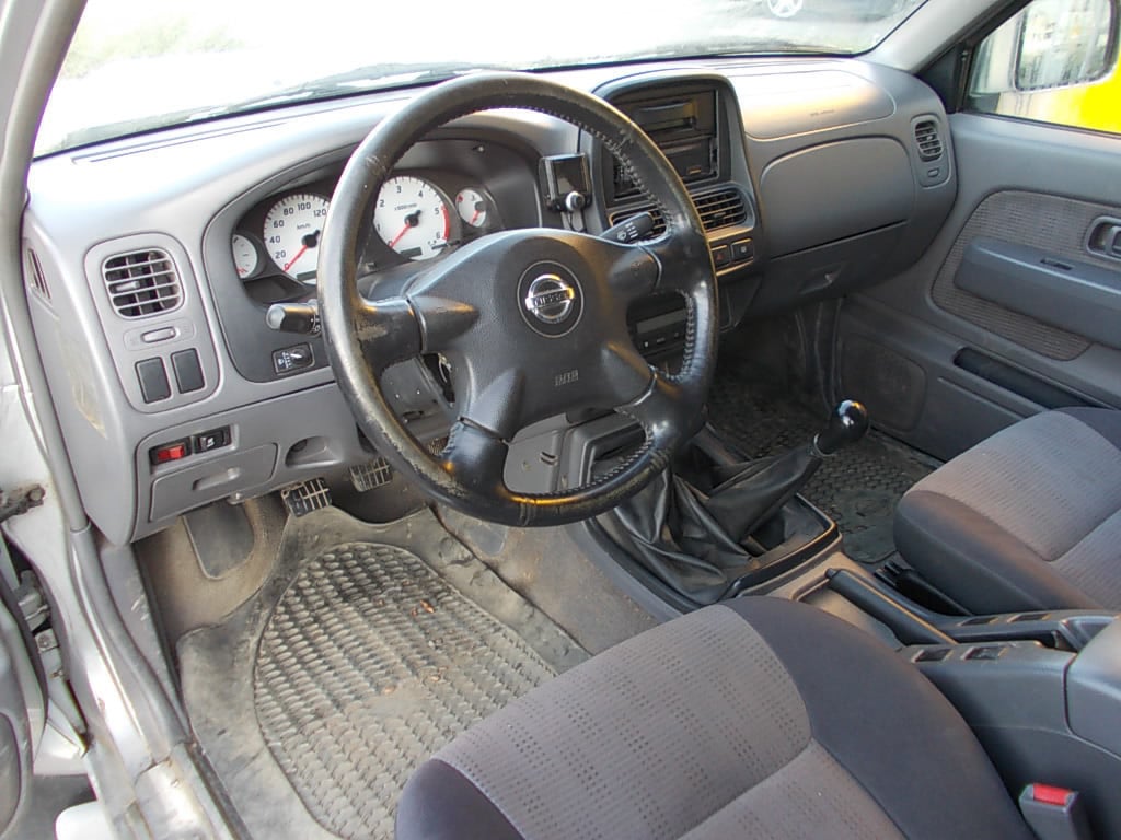 Nissan King-cab pick up (d22) 4x4 dc 5-pers. (navara) lees tekst!!