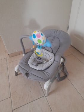 Wippertje met muziek (in goede nette staat )