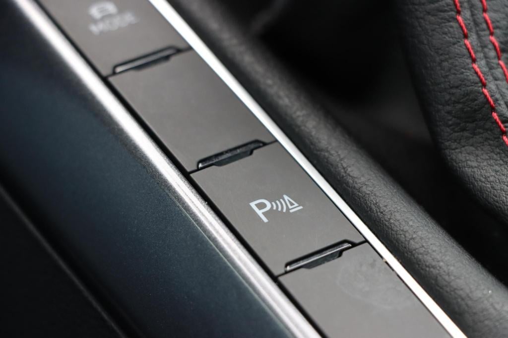 Volkswagen Polo 2.0 tsi gti edition 25 207pk dsg7