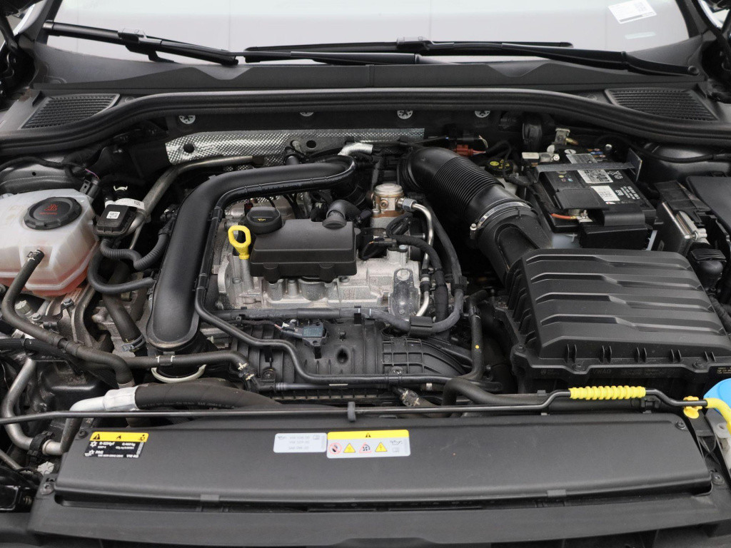 Volkswagen Golf variant 1.0 etsi life | automaat | lmv | parkeer sensoren |