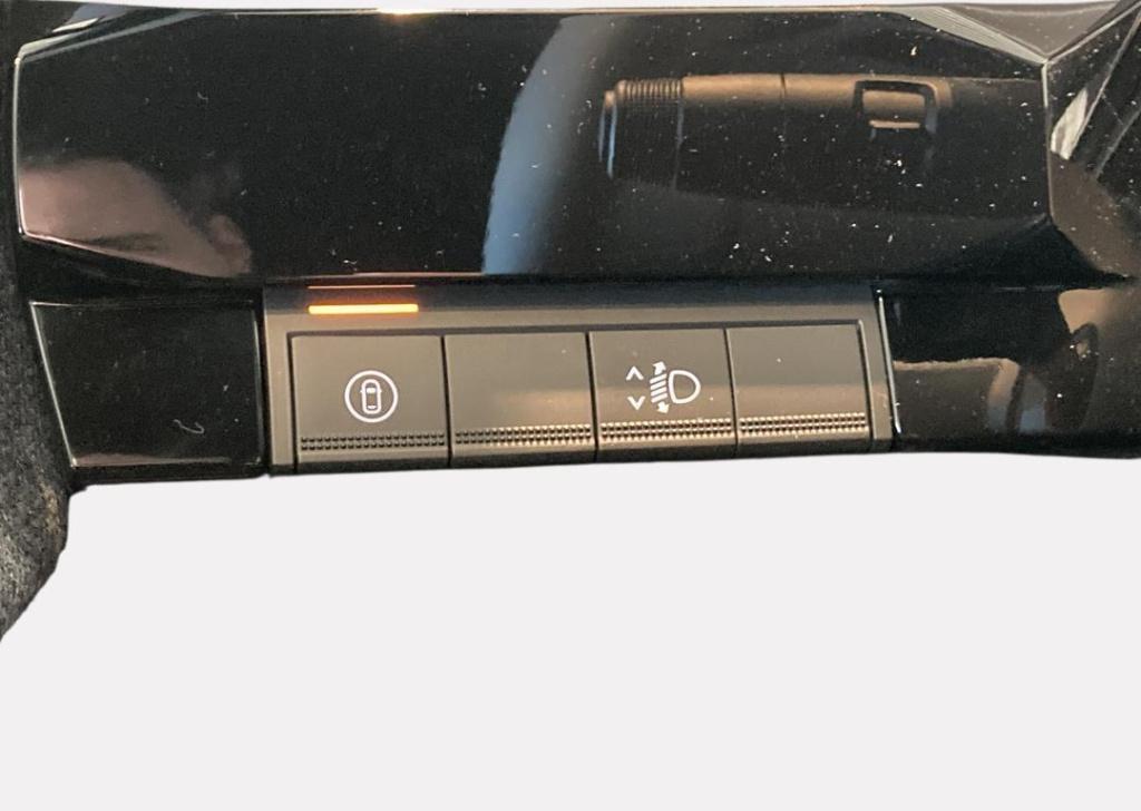 Renault Clio 1.8 hybrid 160 techno - pack winter / safety & parking