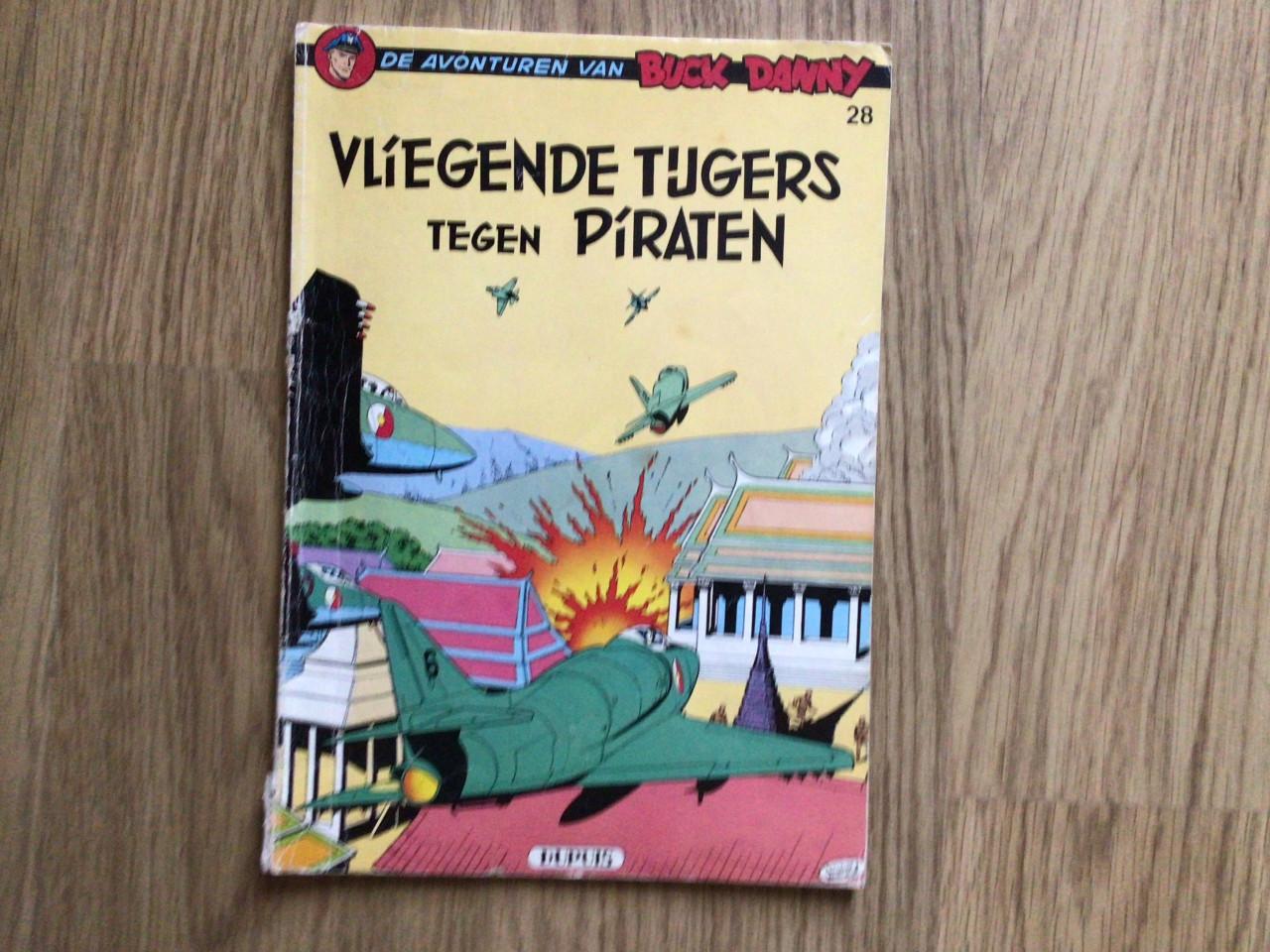 Stripboeken Buck Danny 4 stus zie foto