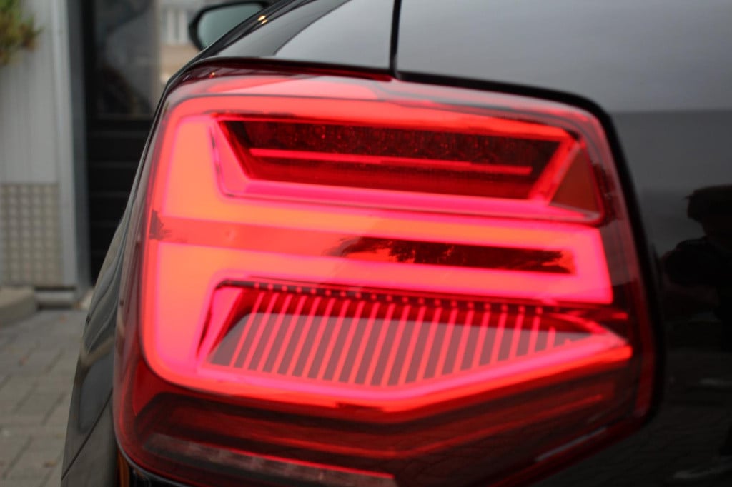 Audi Q2 1.4 tfsi act sport 150pk s-tronic - led - navi - adap cruise - matr