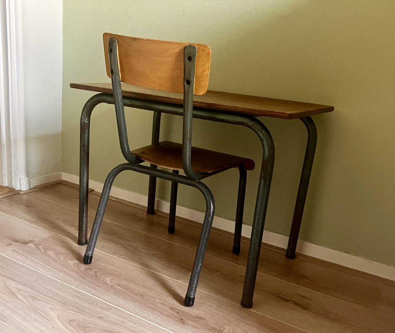 Kinderbureau + stoel Vintage Frankrijk