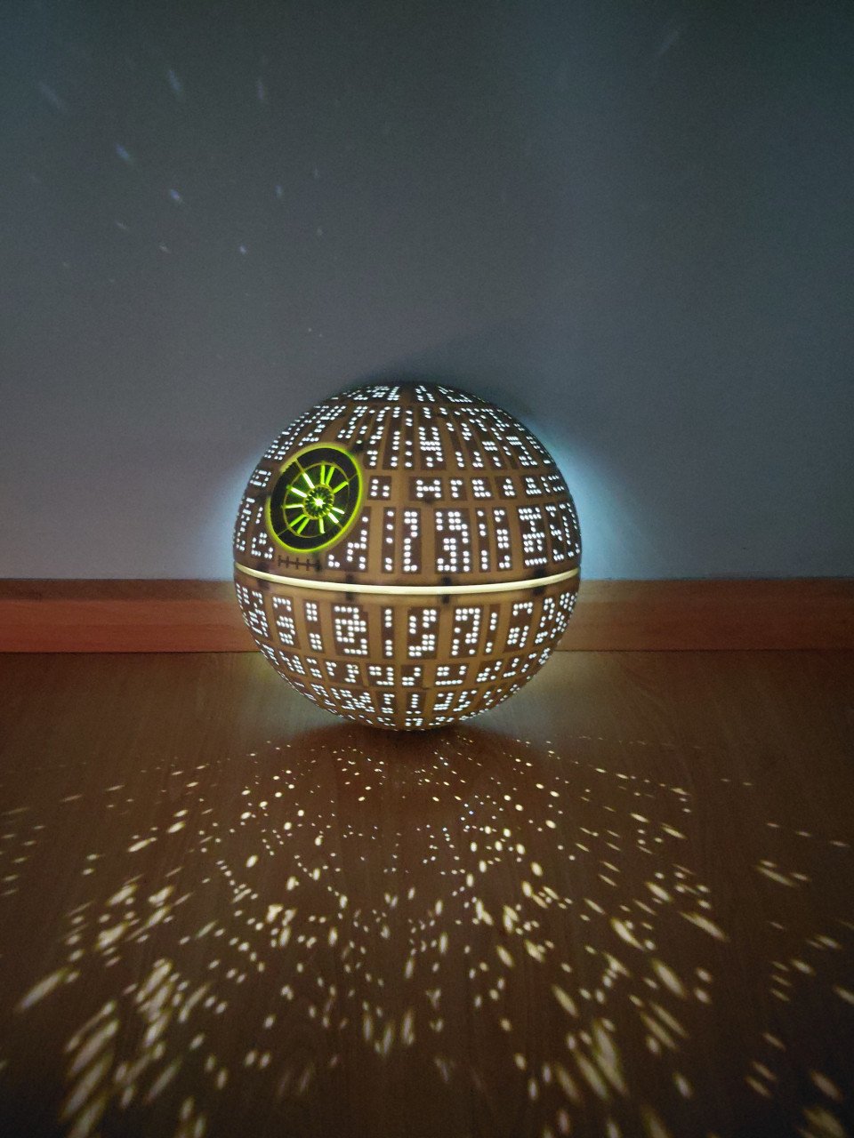 Star wars death star lamp