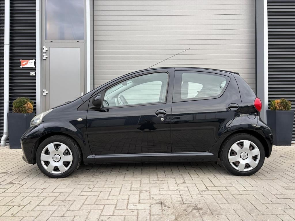 Toyota Aygo 1.0-12v +/apk/129.000/airco/centraal/