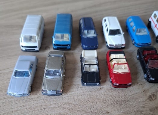 14 Miniatuur Auto's 1/87 Zonder O.V.P.--T.E.A.B.