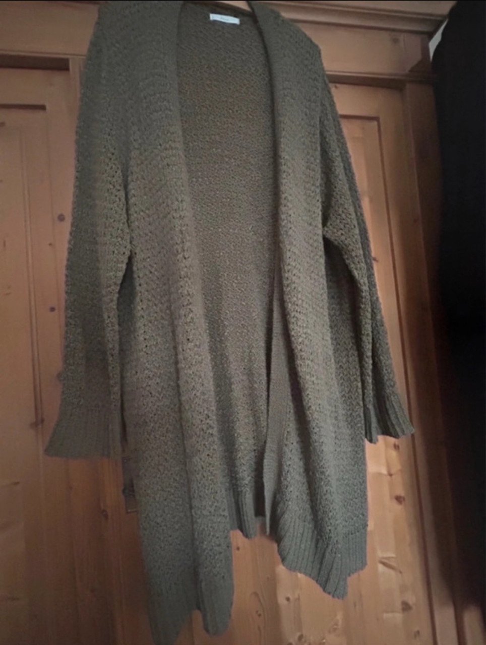 Te koop Kakhi vest mt 48