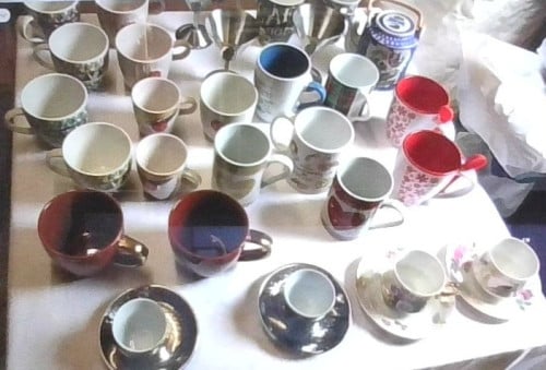 Mokken/ tassen van o.a. Douwe Egberts