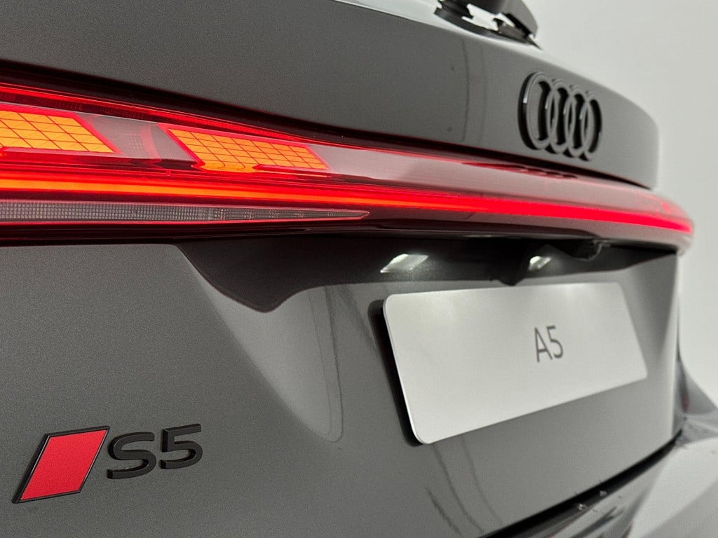 Audi A5 avant s5 50 year edition 3.0 tfsi 270 kw / 367 pk avant