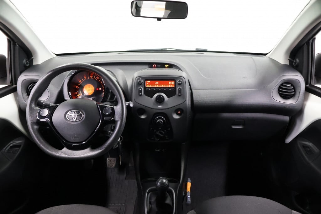 Toyota Aygo 1.0 vvt-i x-fun