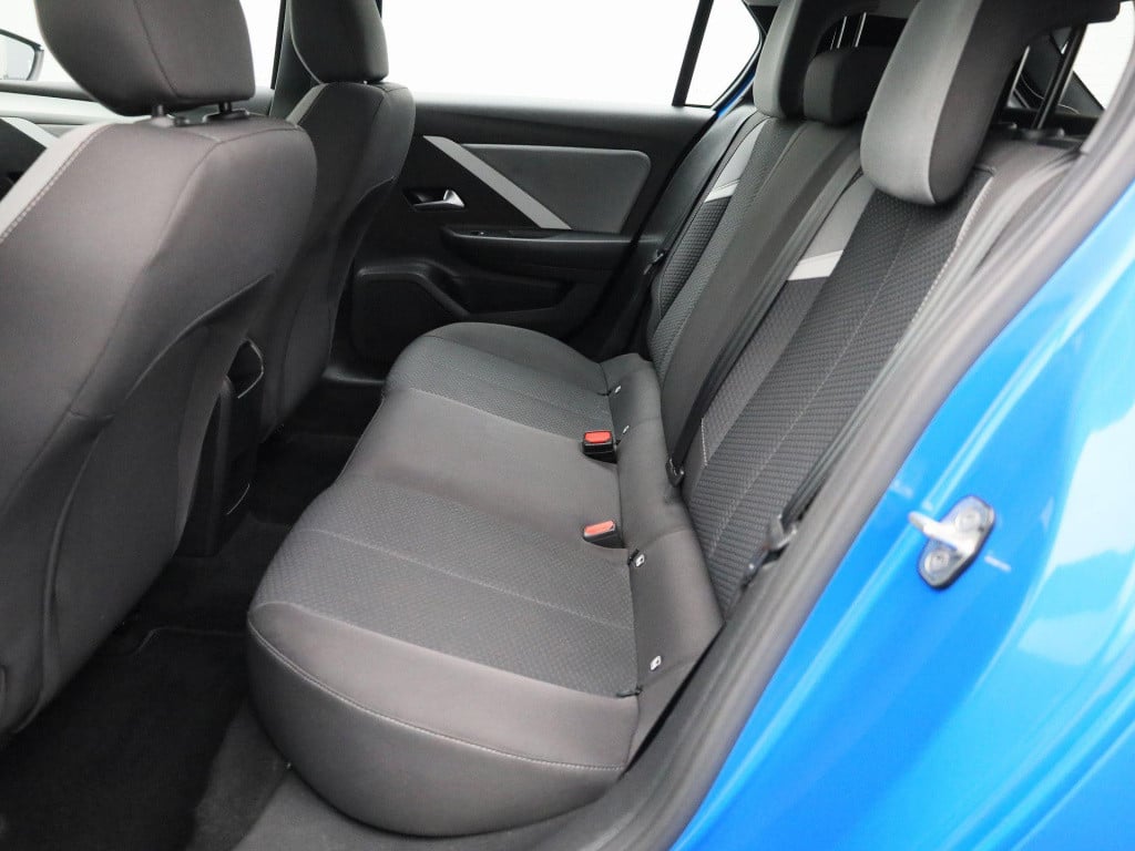 Opel Astra 1.2 edition