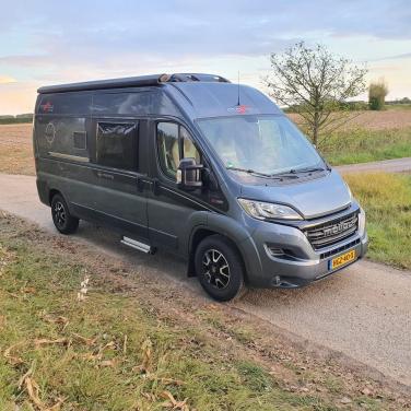Carthago malibu charming 600db van (150 pk)