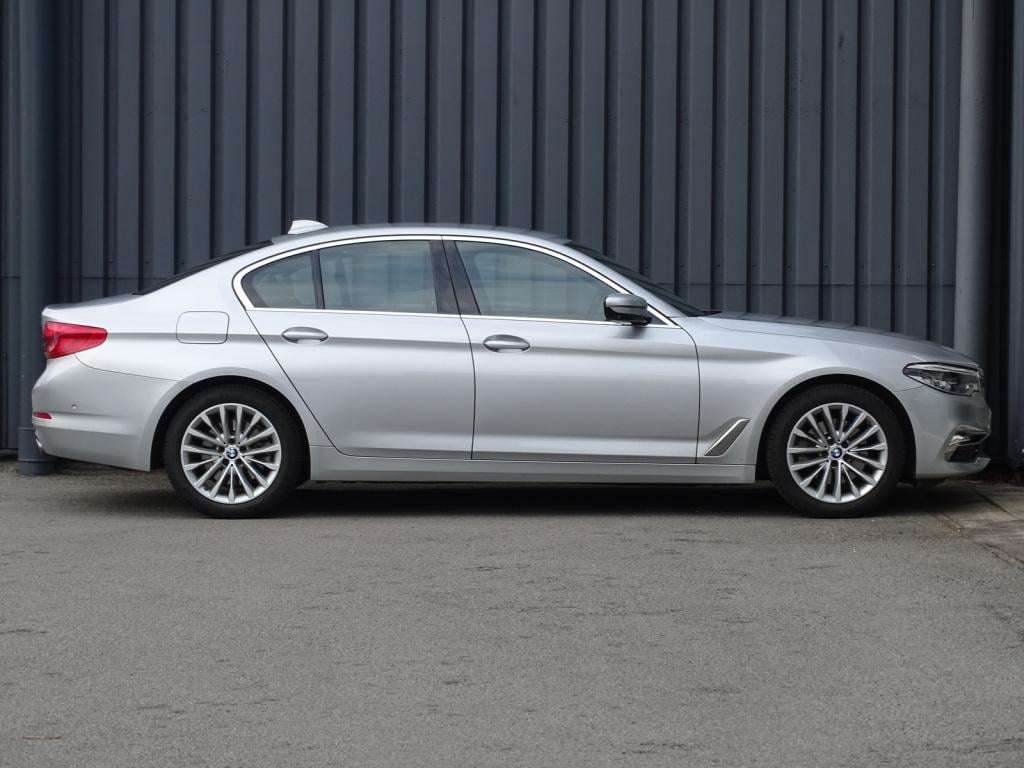 BMW 5 Serie 520i high executive