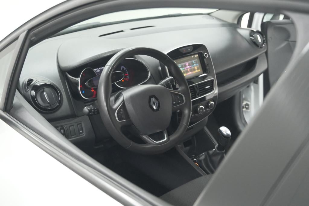 Renault Clio estate tce 90 limited | trekhaak | apple carplay | parkeersens