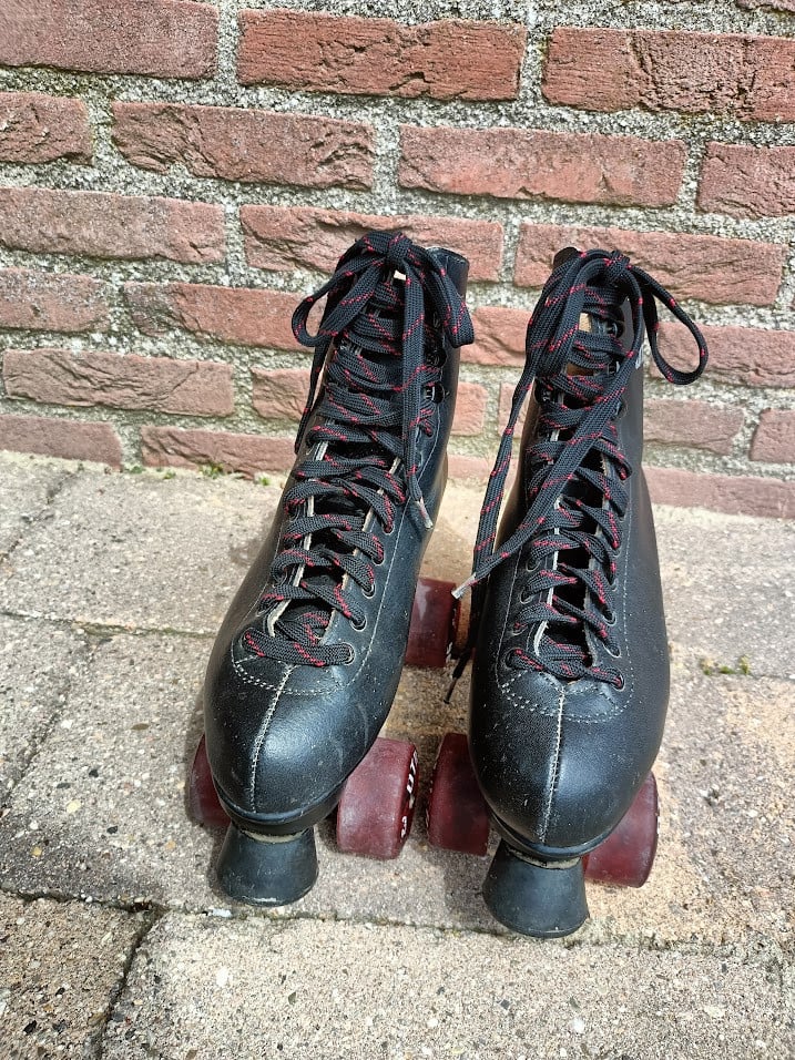 Rolschaatsen maat 38