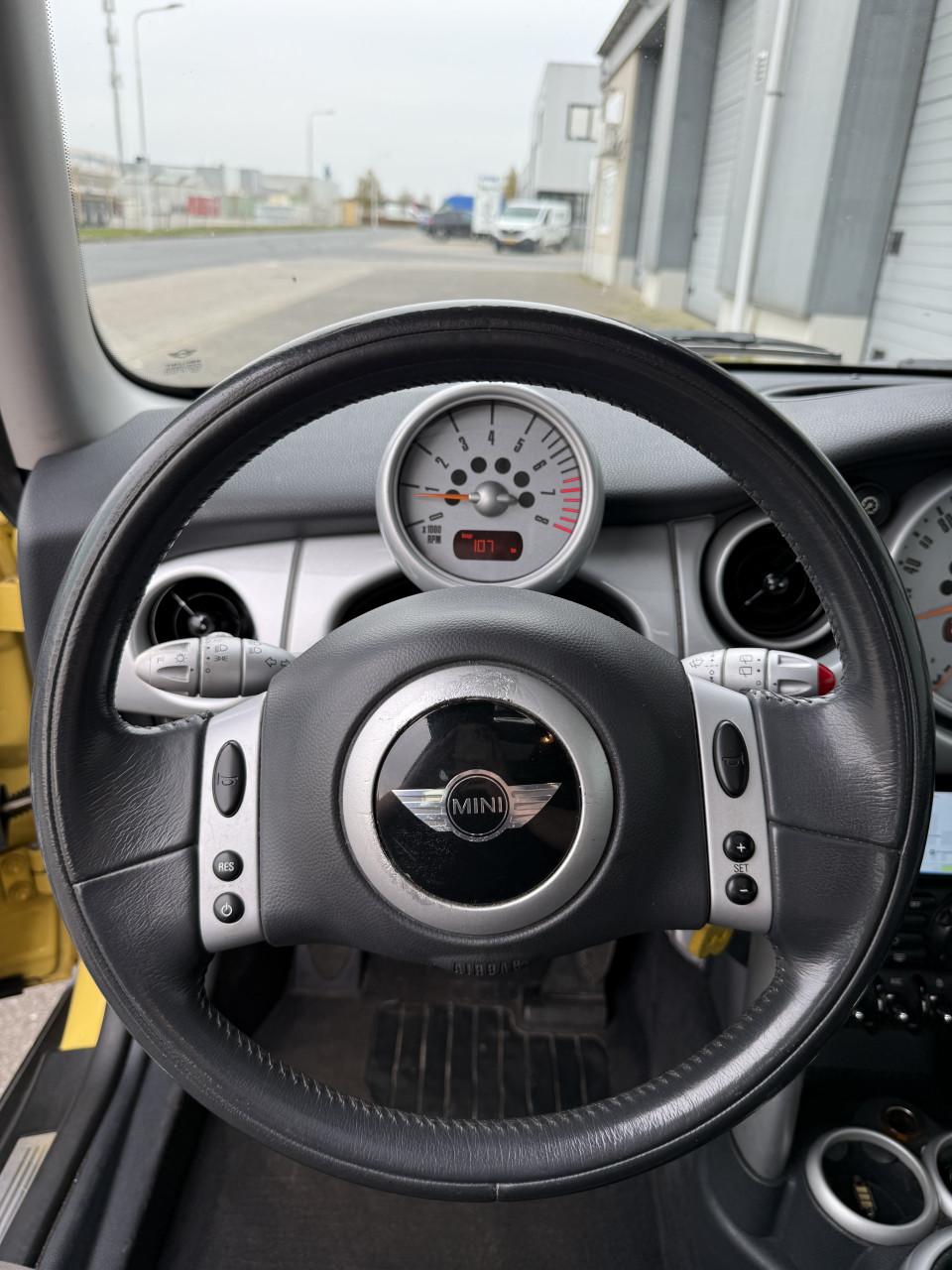 Mini Cooper 1.6 215DKM 2002 NW Koppeling/APK/Beurt/Carplay