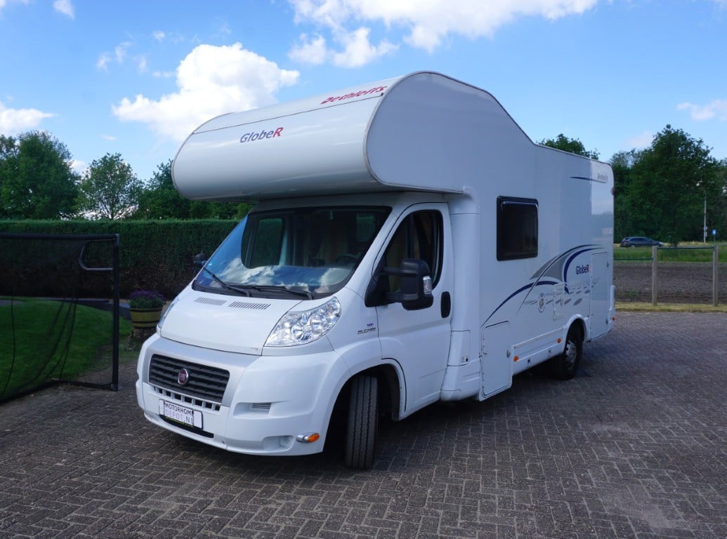 Dethleffs GlobeR A697 6 persoons 89000km 2009