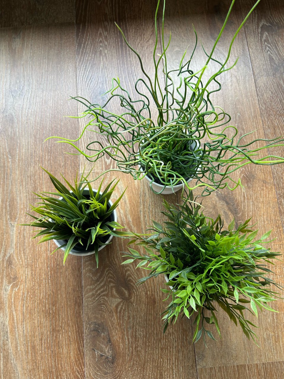 3 kunstplanten met potjes