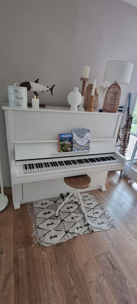 Steinberg piano; stijlvolle blikvanger