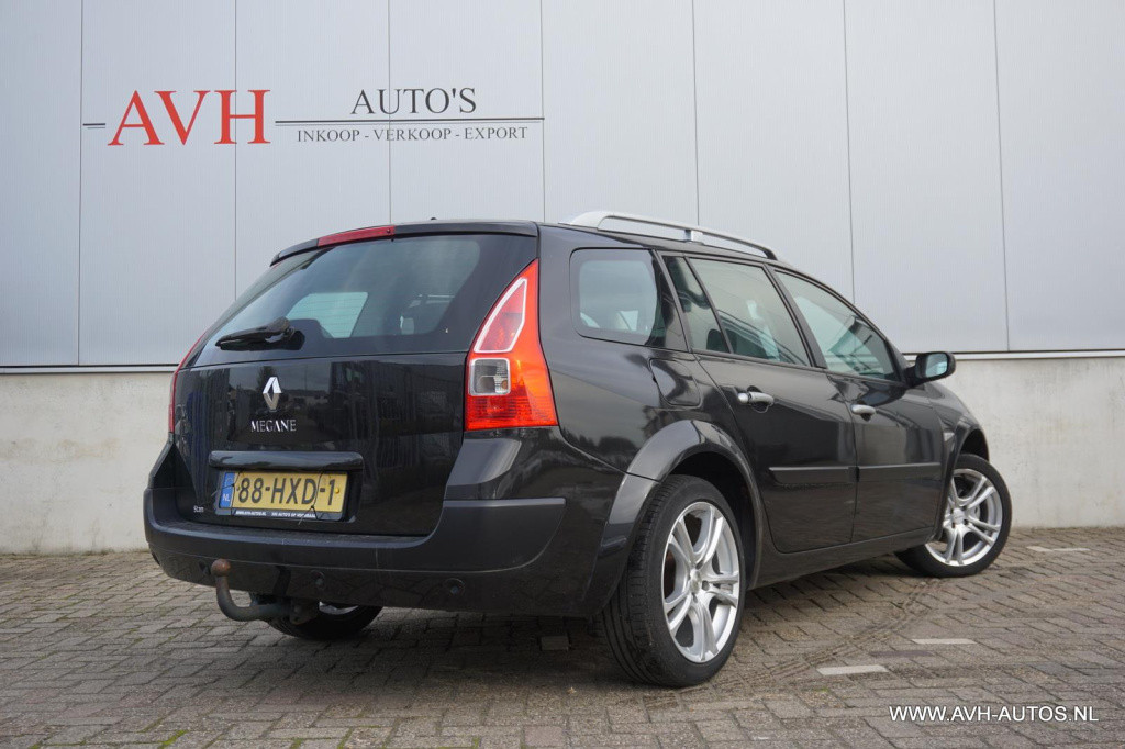 Renault Megane 2.0-16v tech line