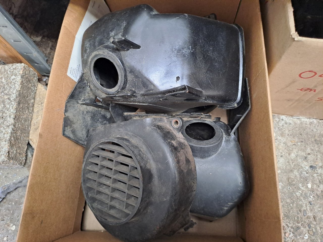 Te koop hele grote partij peugeot vivacity onderdelen