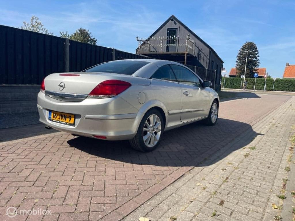 Opel Astra twintop 1.6 cosmo