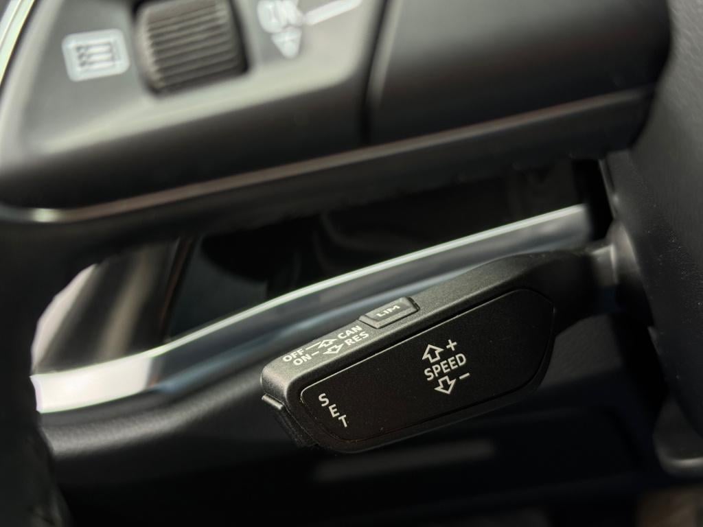 Audi Q3 sportback 35 tfsi pro line * leder * trekhaak * stoelverwarming