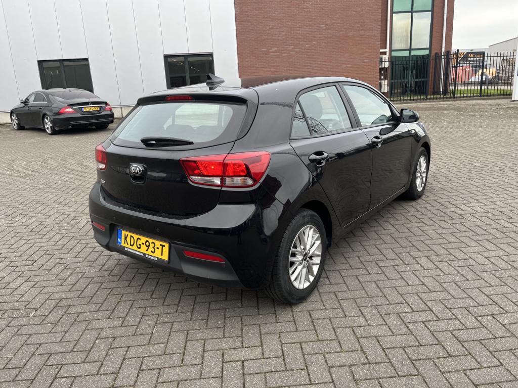 Kia Rio 1.2 cvvt economyline 17 dkm navi lmv pdc