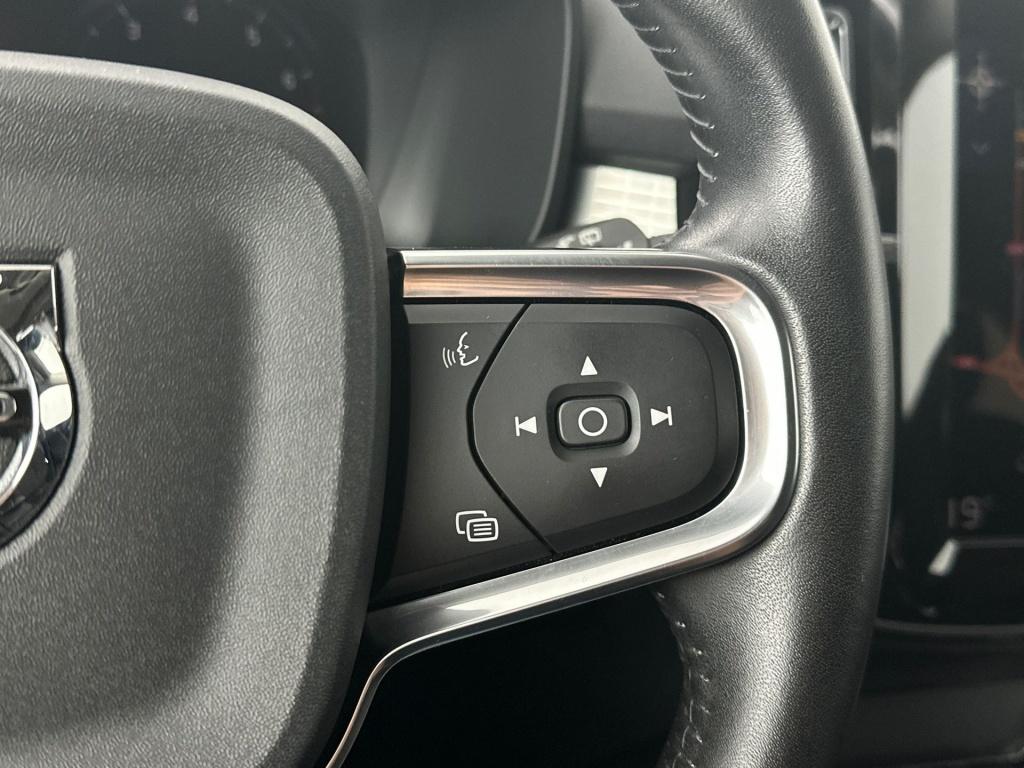 Volvo XC40 t2 129pk aut8 business pro| adap.cruise| trekhaak| camera| clima