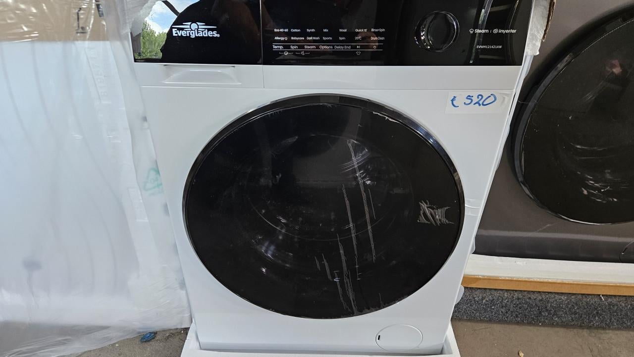 Wasmachine 12 kg.