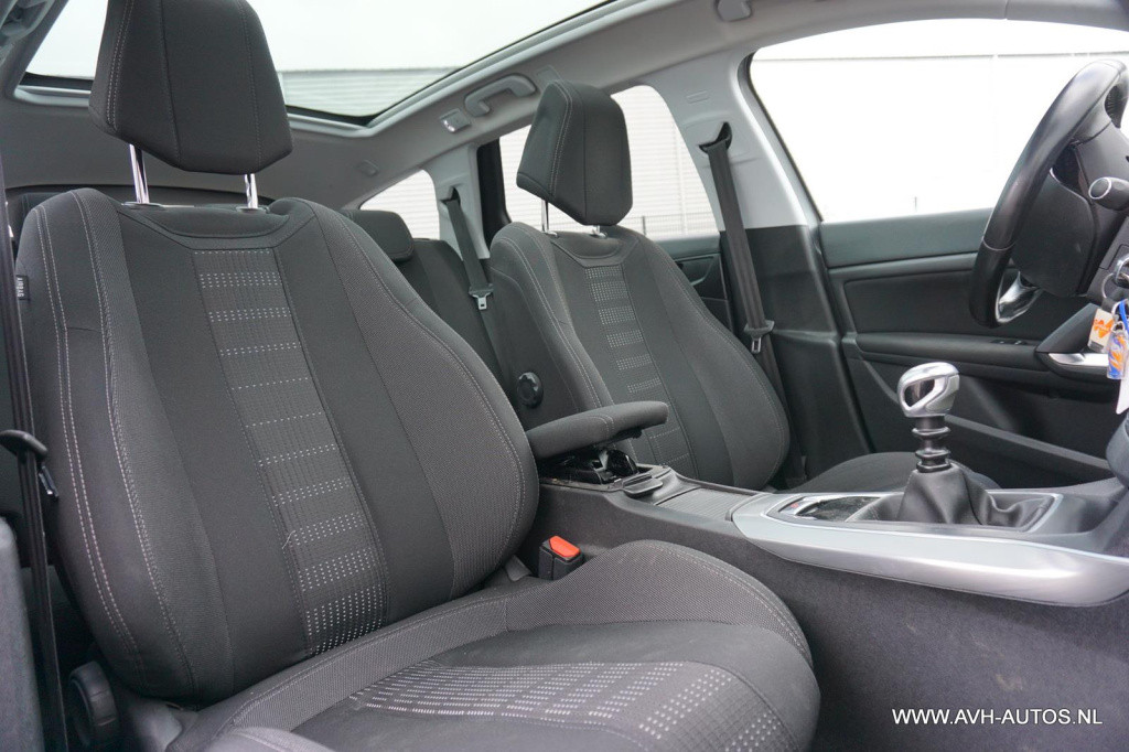 Peugeot 308 sw 1.2 puretech blue lease premium