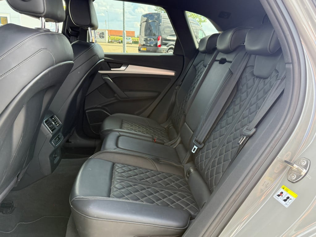 Audi Q5 3.0 tfsi sq5 quattro