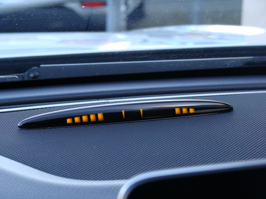Mercedes-Benz Gla-klasse 180 premium urban