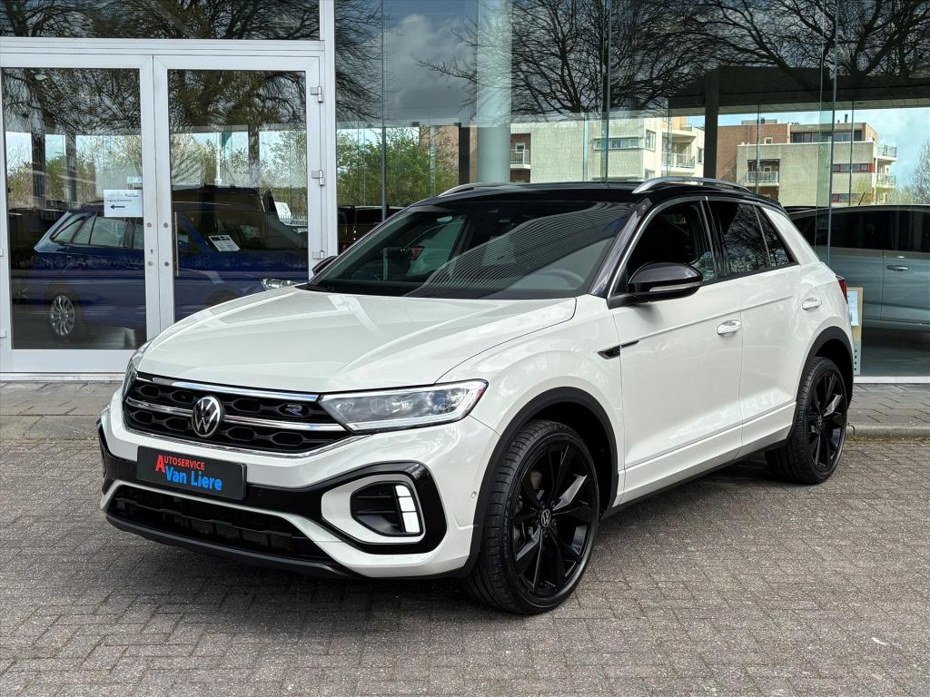 Volkswagen T-roc 1.5 tsi 150pk 7-dsg r-line black|camera| dodehoek|trekhaak