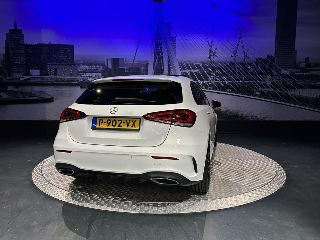 Mercedes-Benz A-Klasse 180 premium plus amg *pano*sfeer*camera*appconnect*