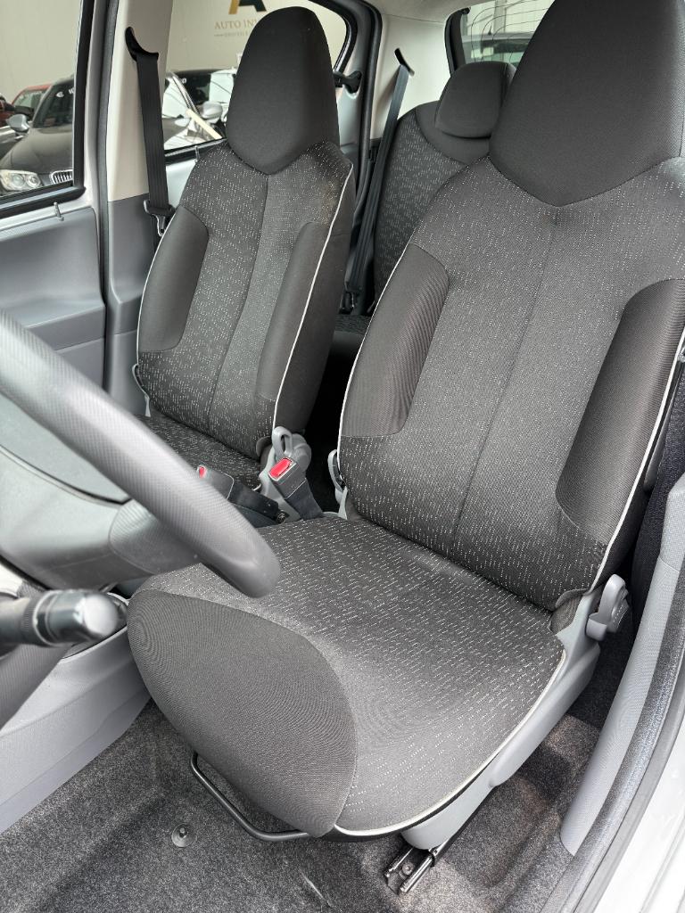 Peugeot 107 1.0-12v xs - 5drs - airco