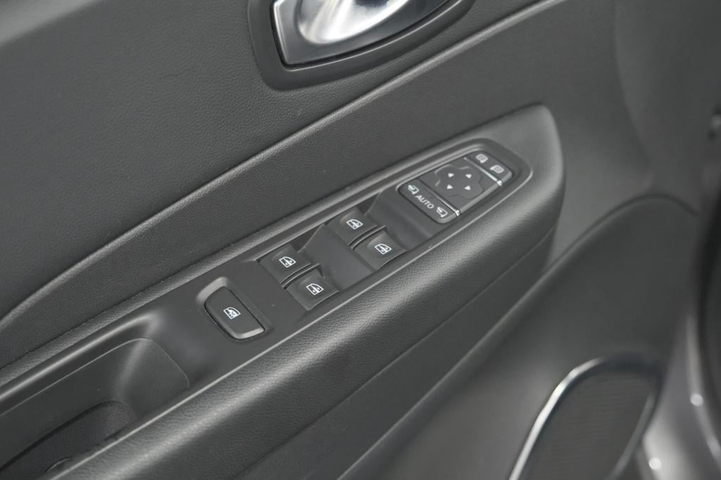 Renault Captur tce 90 intens | camera | dodehoekdetectie | navigatie | park