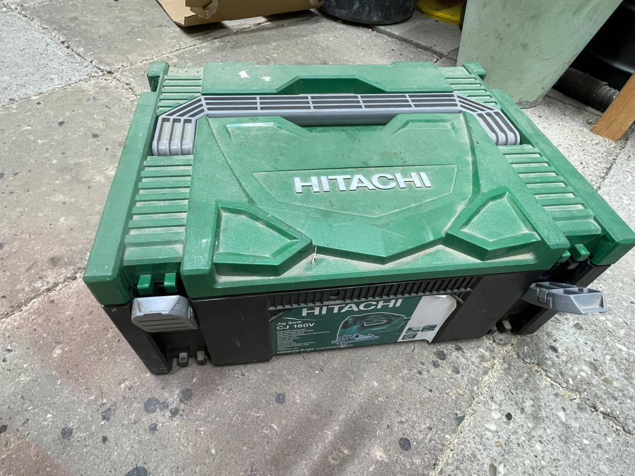 Hitachi Decoupeerzaag