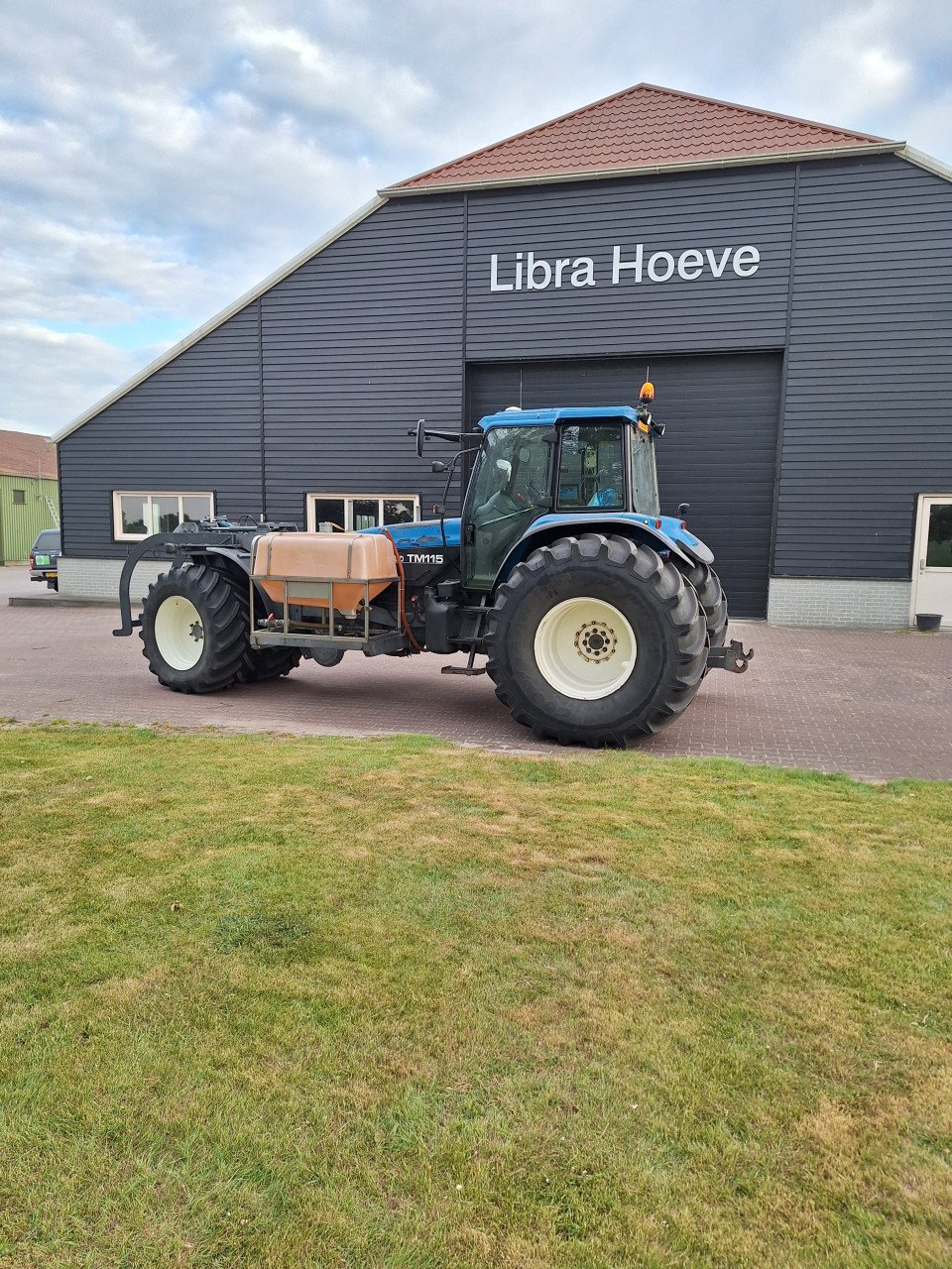 Newholland tm 115