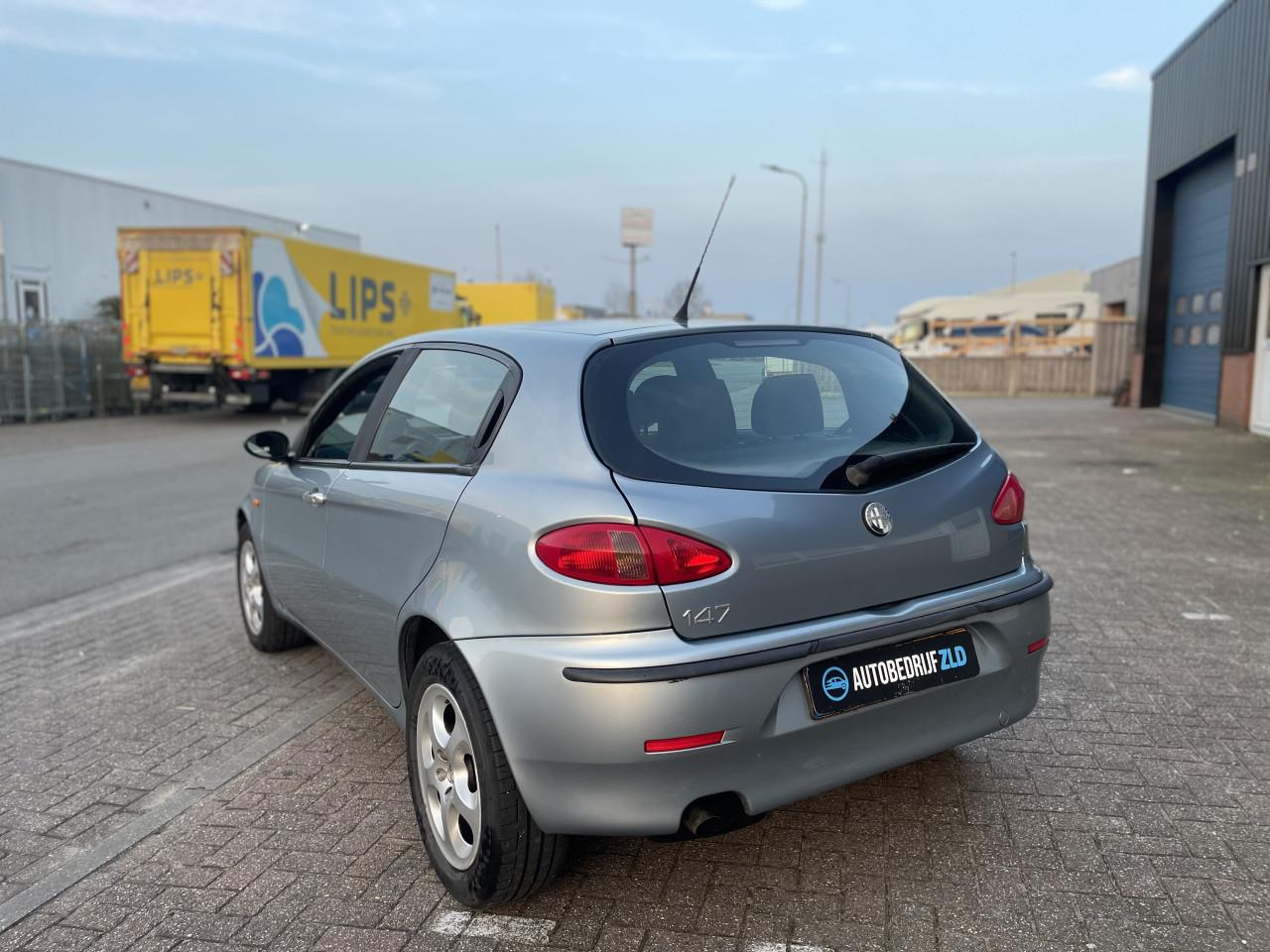 Alfa Romeo 147 1.6 T.Spark Ed. Sportiva//NAP/BOEKJES/APK/