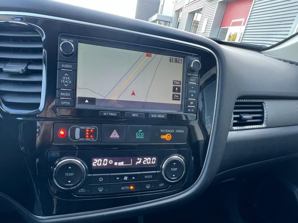 Mitsubishi Outlander 2.0 business edition 7 persoons