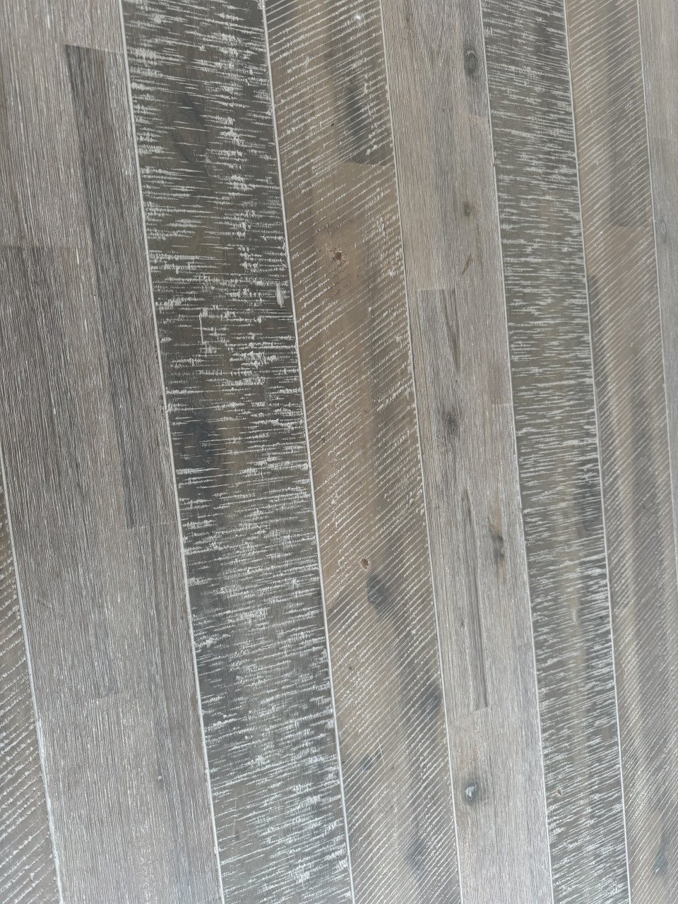 Eettafel 230 x 115 cm. ovaal