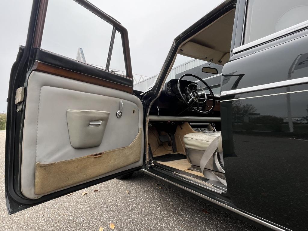 Rover Onbekend p5b 3.5 litre v8 saloon automatic